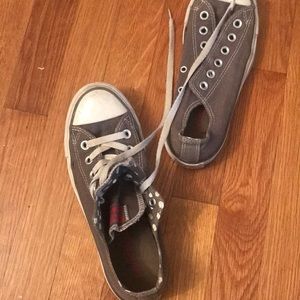 Gray converse !!! One shoe lace needed